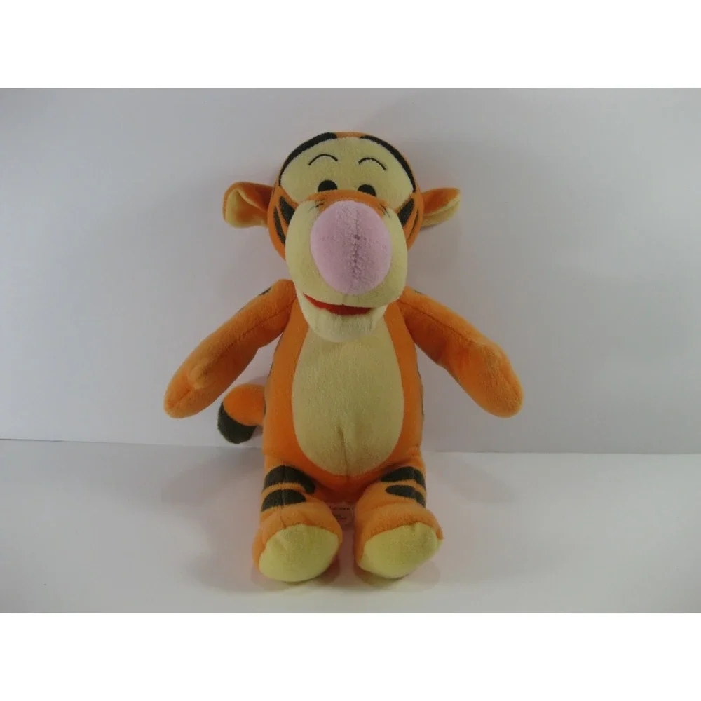 TIGGER DISNEY Young 9